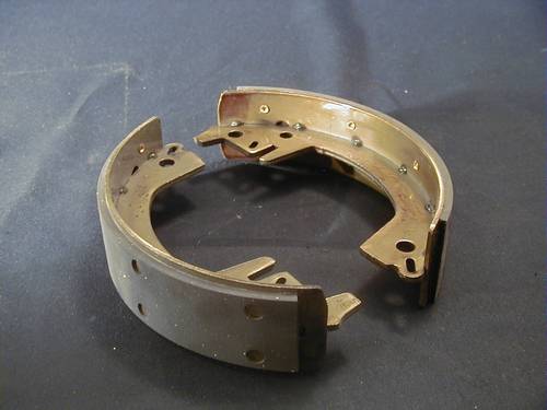 41801-63 BRAKE SHOES 63-72<br/>BREMSBACKEN FL FLH FX, PAAR  