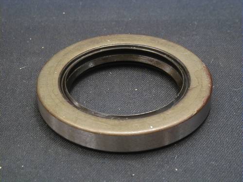 OIL SEAL MAINSHAFT (1937-1979)<br/>  