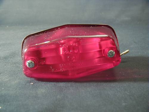 UNIVERSAL TAILLIGHT, SMALL<br/>schmal und flach, E-Mark  