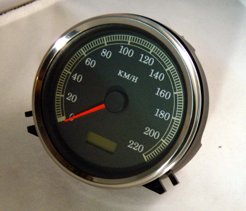 SPEEDOMETER KM/H repl. OEM 67197-99A<br/>ELEKTRONISCHER TACHOMETER 1996-2003  