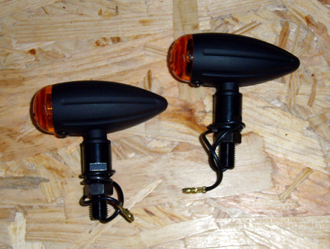 MICRO BULLET MARKER LIGHT, WITH LONG ARM<br/>WITH E-MARK, GROOVED -  BLACK COATED, PAIR  