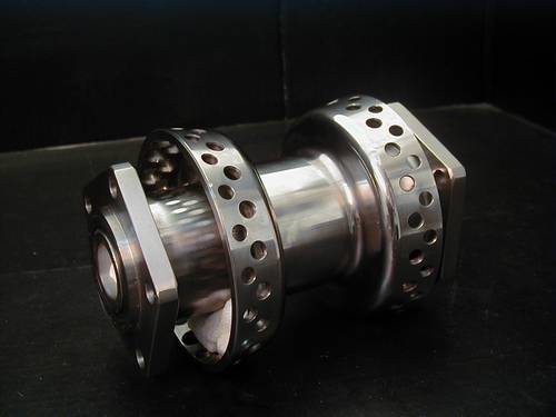 DUAL FLANGE HUB, STAINLESS STEEL<br/>80 HOLE, WITH 1"/25,4mm BEARING TWIN CAM ROAD KING  2002-UP REAR 